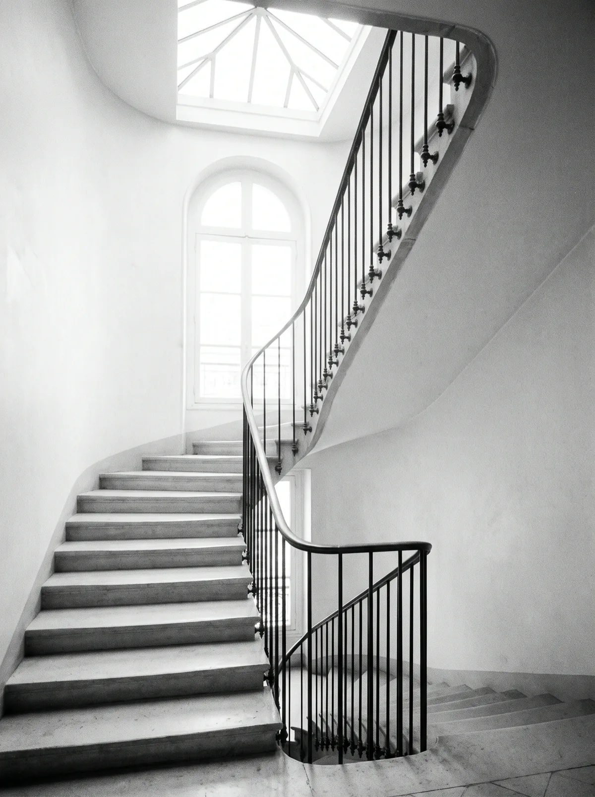L'escalier de l'immeuble du cabinet